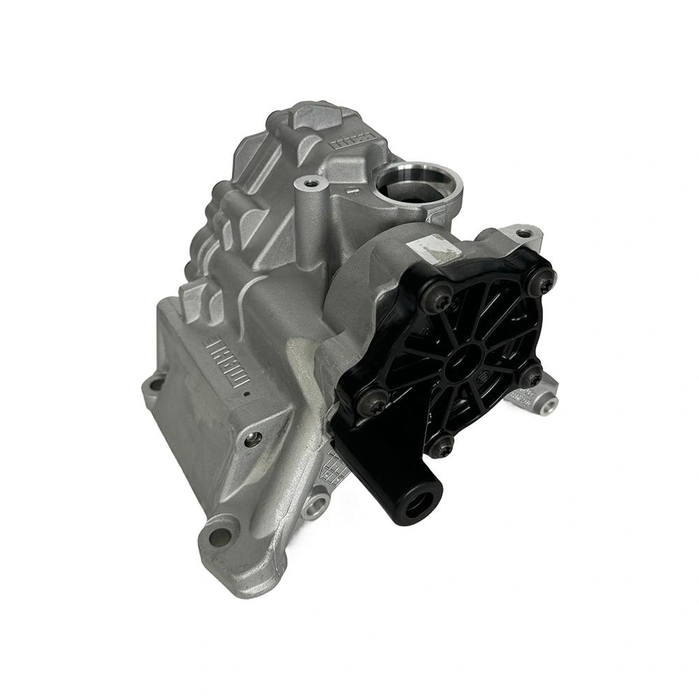 OEM 11417624135 Oil Pump for BMW B46/B48 Engine 2 Side angle of 11417624135 Oil Pump for BMW B46 B48 engine F20 F30 F56 vehicles